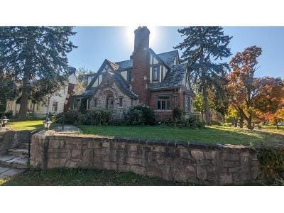 Birckhead Pl for Sale