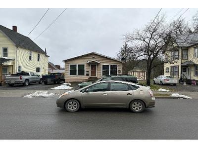 Clark St for Sale