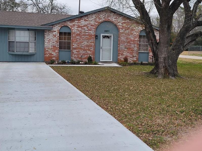 2621 Timber Dr, partinson, TX 77539 - MLS 10389655 for Rent