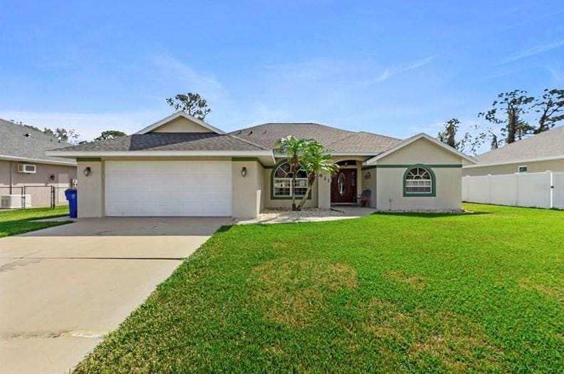 611 Entrada Ave, Sebring, FL 33875 - MLS T3426735 for Sale
