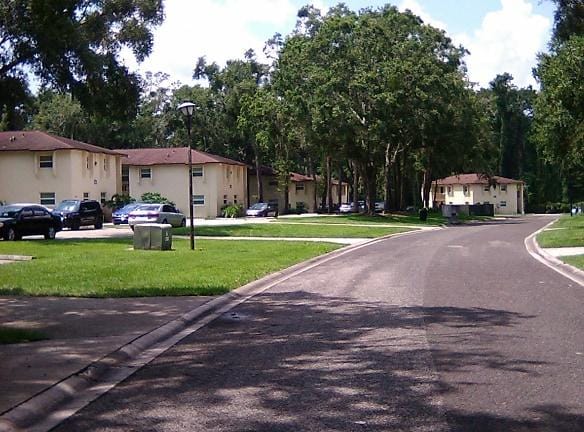 Seaboard Oaks Apartments Jacksonville, FL - Apartments For Rent