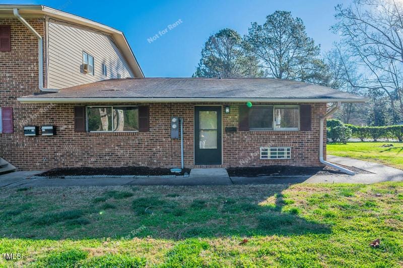 130 S ESTES DR APT B7, Chapel Hill, NC 27514 Condominium For Sale  MLS# 10002959