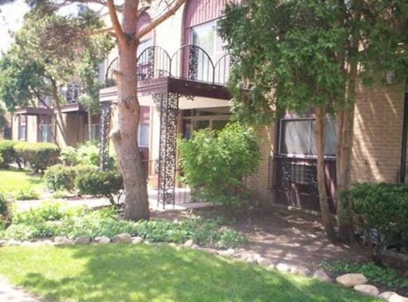 Washington Apartments For Rent - Mundelein, IL