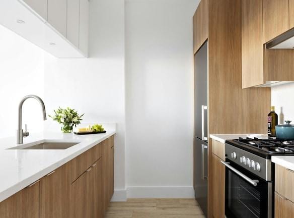 399 Chambers St unit 704 New York, NY 10282 - Home For Rent