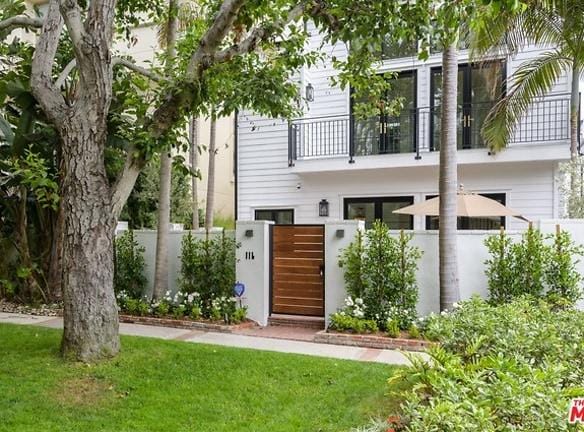 116 Outrigger Mall Marina Del Rey, CA 90292 - Home For Rent
