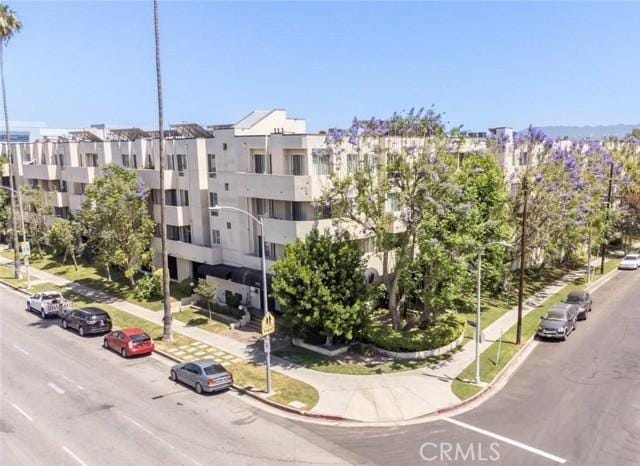 19350 Sherman 126, Reseda CA 91335 for Sale