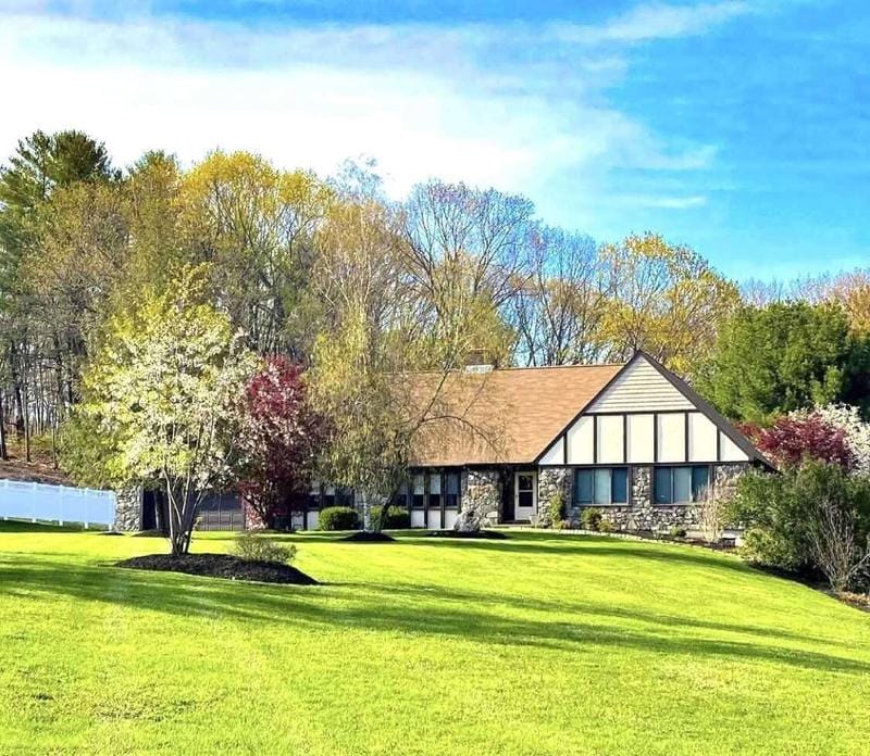 26 RED HAWK LANE, Poughkeepsie, NY 12601  620873635 for Rent