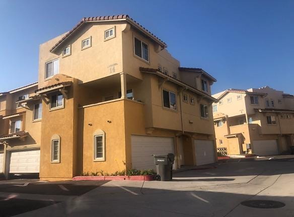 Las Flores Village Apartments San Marcos, CA - Apartments For Rent