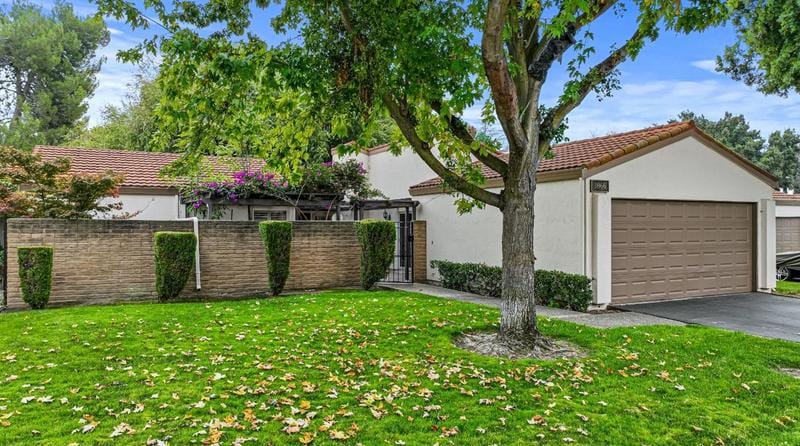 1866 Venetian Dr, Stockton, CA 95207 - MLS 223102142 for Sale