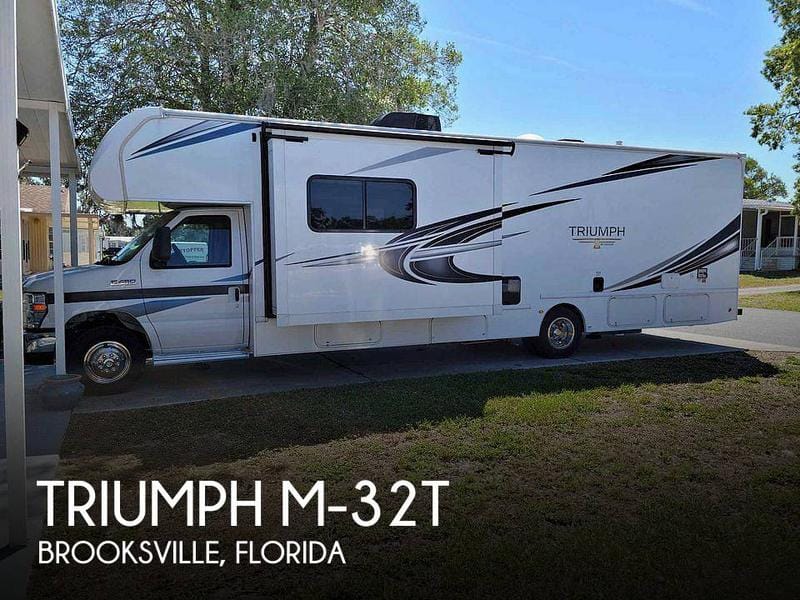 Ne Xus RV Triumph M-32T Class C 2020 for Sale