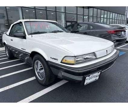 1990 Pontiac Sunbird LE for Sale