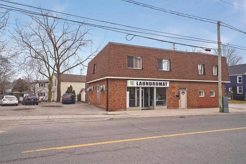 Grimsby, Discover 46 Ontario Street, a dynamic mixed-use for Sale