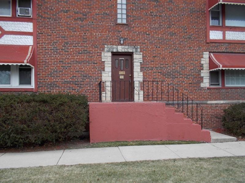 808 Bellwood Ave #2N, Bellwood, IL 60104 - MLS 11988745 for Sale