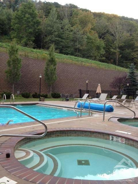 62 LIFTSIDE DR # WEEK2, Hunter, NY 12442 Condominium For Sale  MLS# 150057