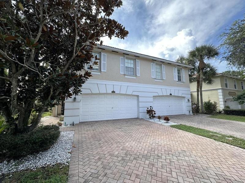 Townhouse - Palm Beach Gardens, FL  9145 Villa Palma Ln for Sale