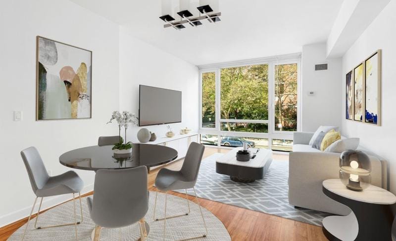 39691962  261 W 28th St #2A for Sale