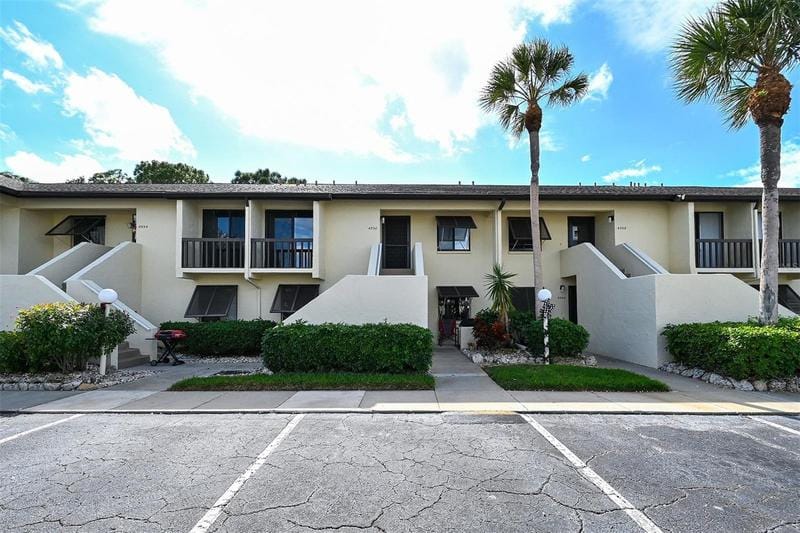 4550 Longwater Chase #46, SARASOTA, FL 34235  MLS# A4591325 for Sale