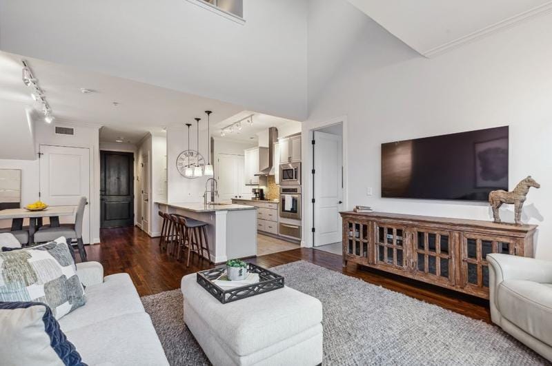 8616 Turtle Creek Blvd #505, Dallas, TX 75225 - MLS 20513496 for Sale