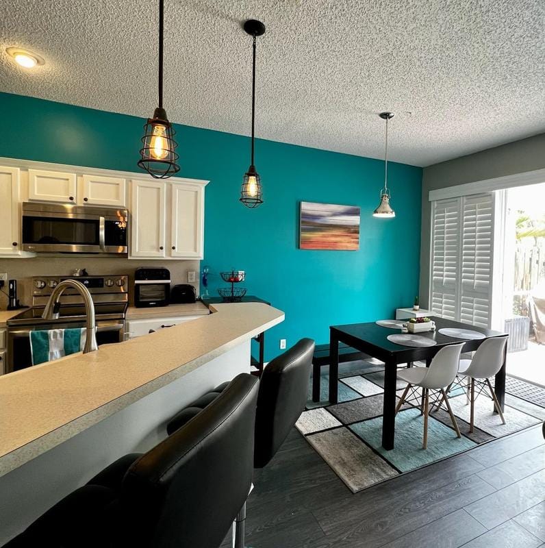 7658 Sonesta Shores Drive, Lake Worth, FL 33463 - MLS RX-10831321 for Sale