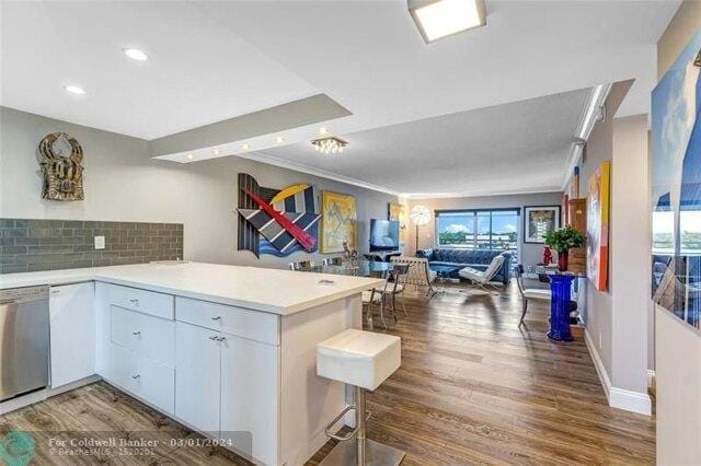 2 bedroom in Oakland Park FL 33334 for Sale