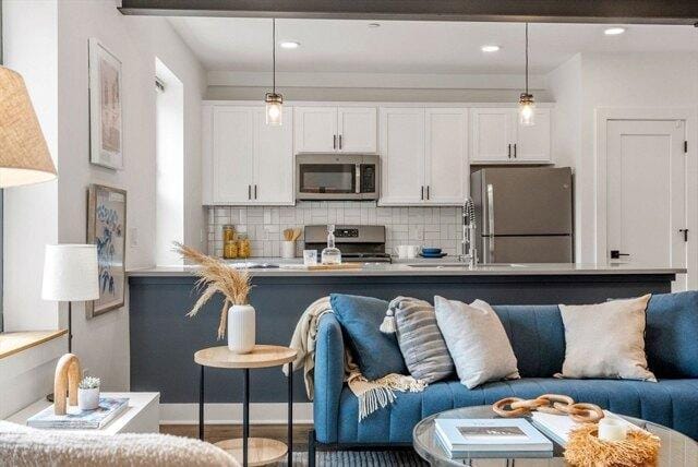 2 bedroom in Boston MA 02128 for Sale
