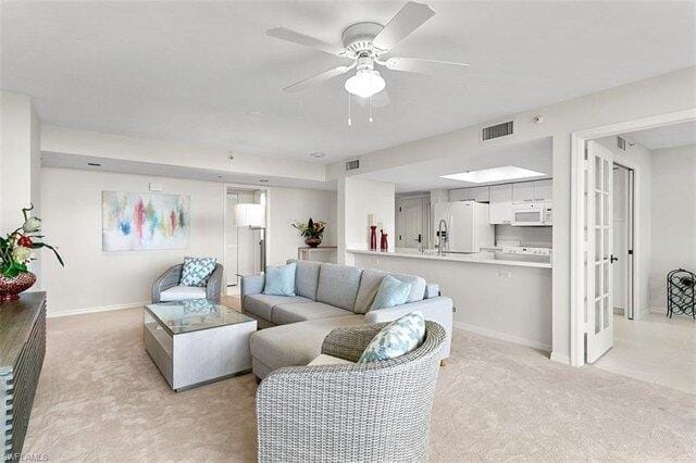 2 bedroom in Naples FL 34108 for Sale