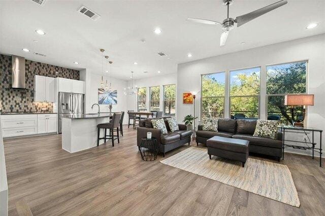 3 bedroom in Austin TX 78730 for Sale
