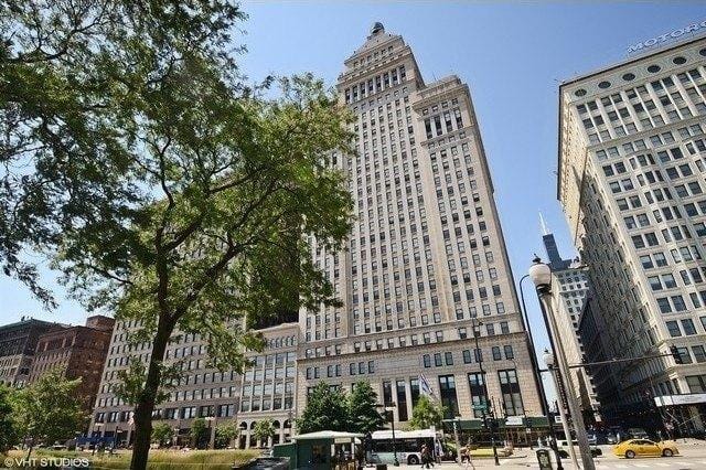 2 bedroom in Chicago IL 60604 for Sale