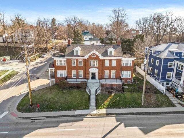 2 bedroom in Iowa City IA 52245 for Sale