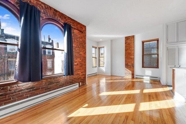 1 bedroom in Boston MA 02109 for Sale