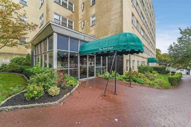 1 bedroom in West New York NJ 07093 for Sale