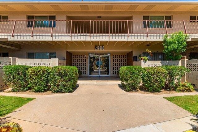 2 bedroom in Phoenix AZ 85013 for Sale