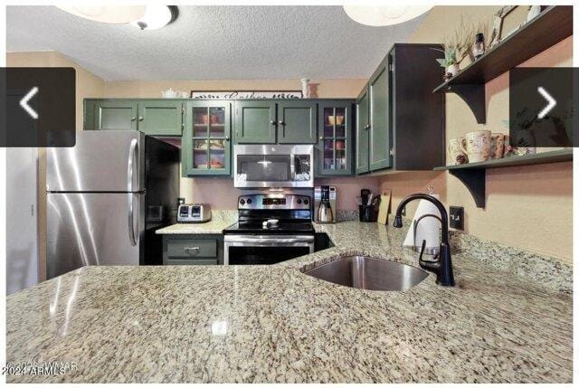 2 bedroom in Show Low AZ 85901 for Sale