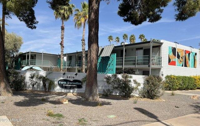 2 bedroom in Scottsdale AZ 85251 for Sale