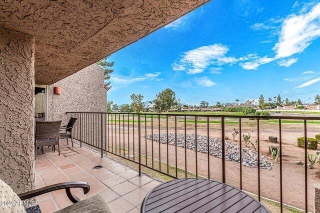 3 bedroom in Scottsdale AZ 85258 for Sale