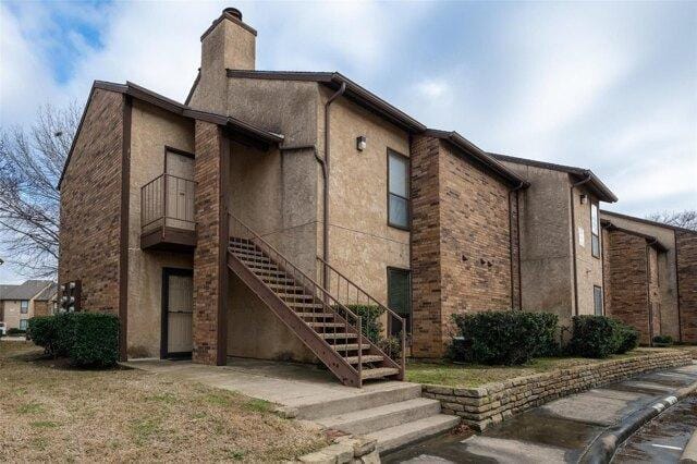 2 bedroom in Arlington TX 76011 for Sale