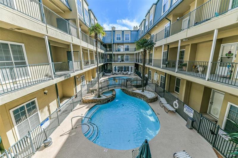 921 Marine Street, Unit 205, Galveston, TX 77550 for Sale