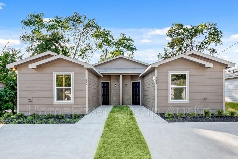 52859169  824 E Pecan Ave #A for Sale