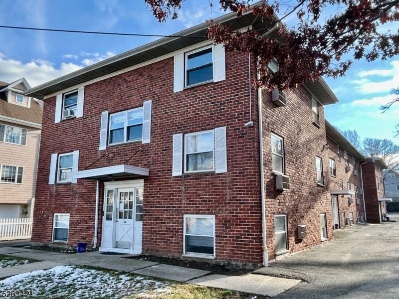 Apartment Complex - Nutley Twp. NJ  93 Centre St #10C for Sale