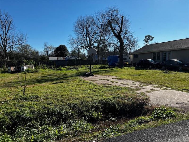 971 ELKHART St, Houston, TX 77091 for Sale