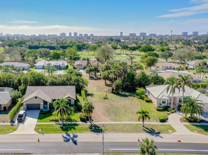 572 Barfield Dr, Marco Island, FL 34145 - MLS 222085206 for Sale