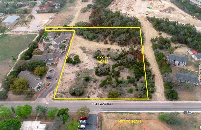 904 Paschal Ave, Kerrville, TX 78028 for Sale