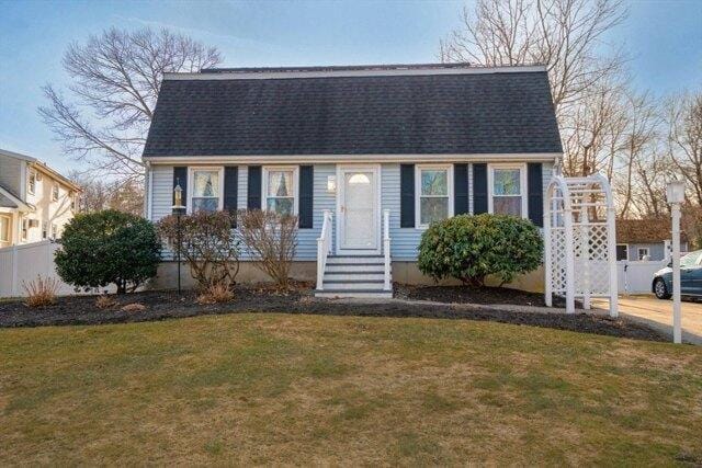 3 Bedroom 2 Bath In Amesbury MA 01913 for Sale