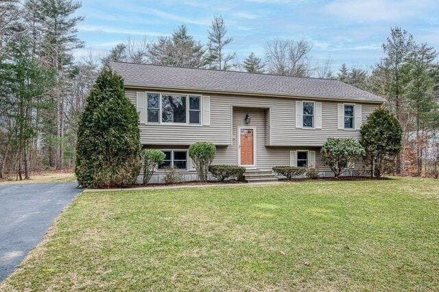 4 Bedroom 1.5 Bath In East Bridgewater MA 02333 for Sale