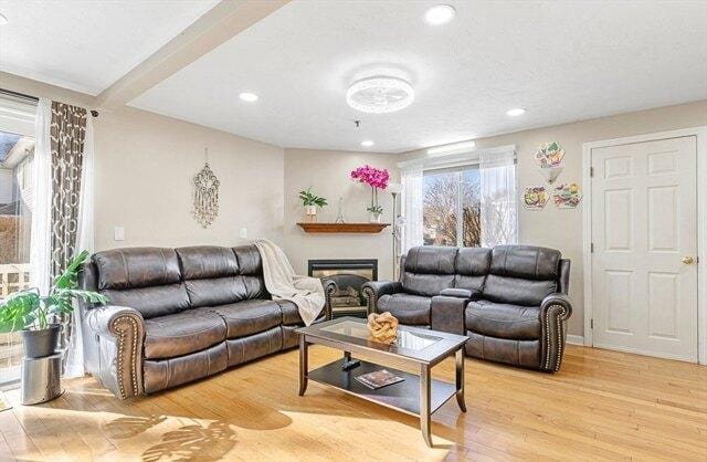 2 Bedroom 2 Bath In Chelmsford MA 01824 for Sale