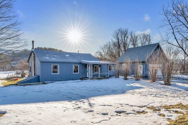 3 Bedroom 1 Bath In Middleinteraction VT 05602 for Sale