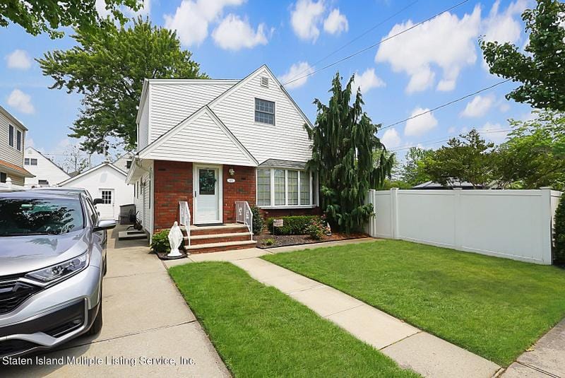 1491 Arden Avenue for Sale