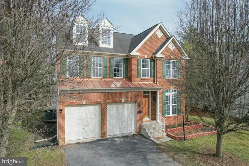 445 RICHWOOD HALL RD, KEARNEYSVILLE, WV 25430 Single Family Residence For Sale  MLS# WVBE2026312