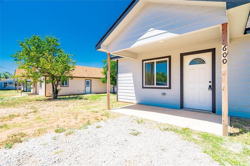 600 Ray St, Bowie, TX 76230 for Sale