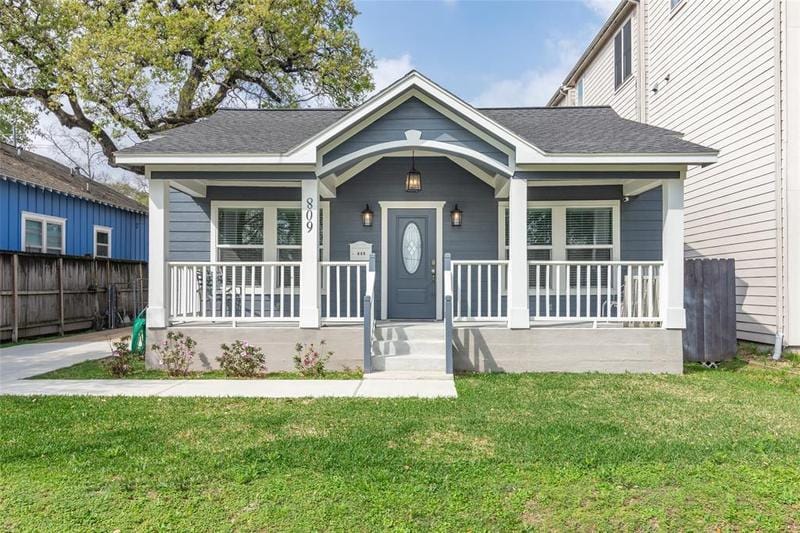 809 Vincent St, Houston, TX 77009 for Sale